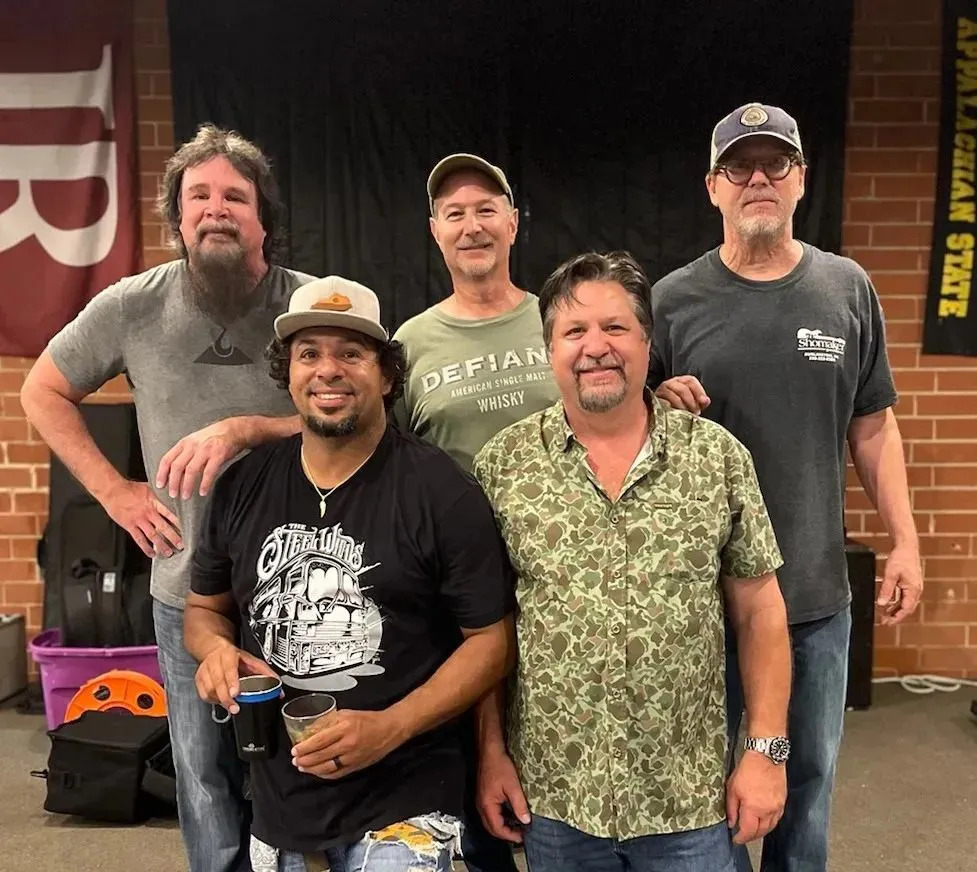 The Metro Jethros band family together